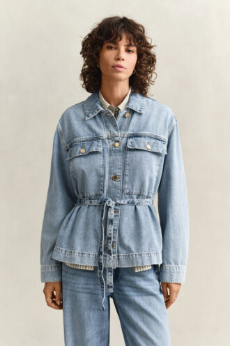 Jeansjacke mit Krawatte