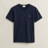 Slim-Fit-T-Shirt mit V-Ausschnitt und Wappen