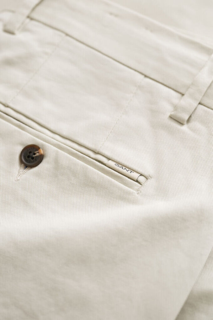 Smart-Chinos in Regular-Fit