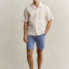 Sonnengebleichte Chino-Shorts