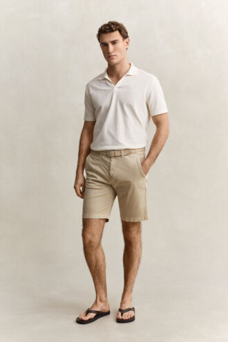 Sonnengebleichte Chino-Shorts