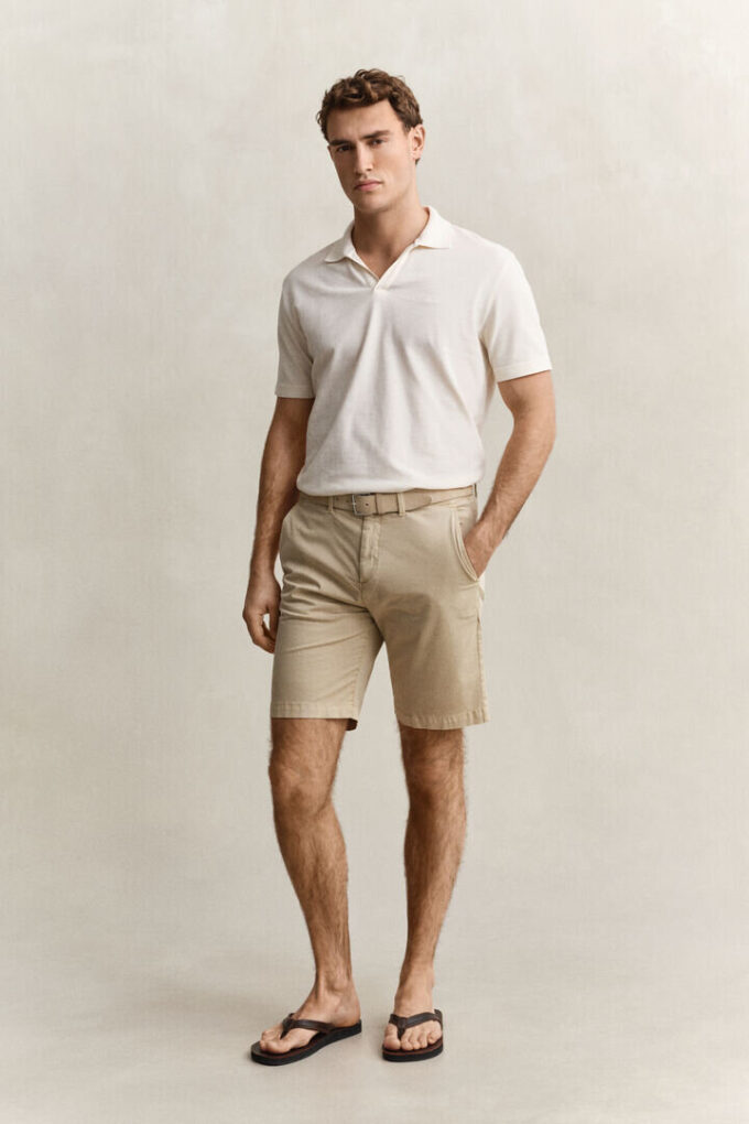 Sonnengebleichte Chino-Shorts