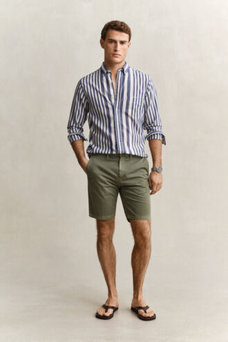 Sonnengebleichte Chino-Shorts