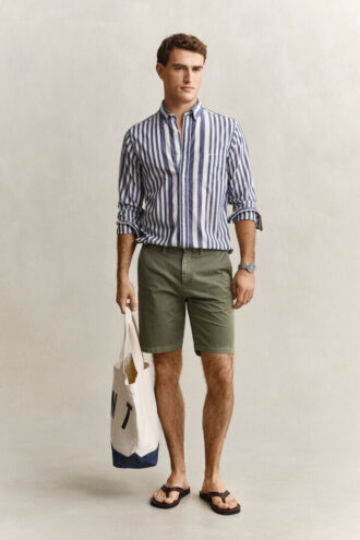 Sonnengebleichte Chino-Shorts