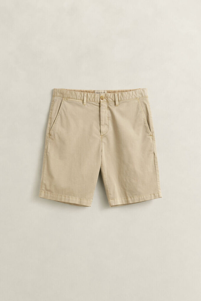 Sonnengebleichte Chino-Shorts
